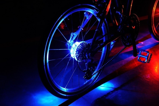 95x18mm LED Bisiklet Spoke Işıkları IPX4 Hızlı Çıkarma Montajı